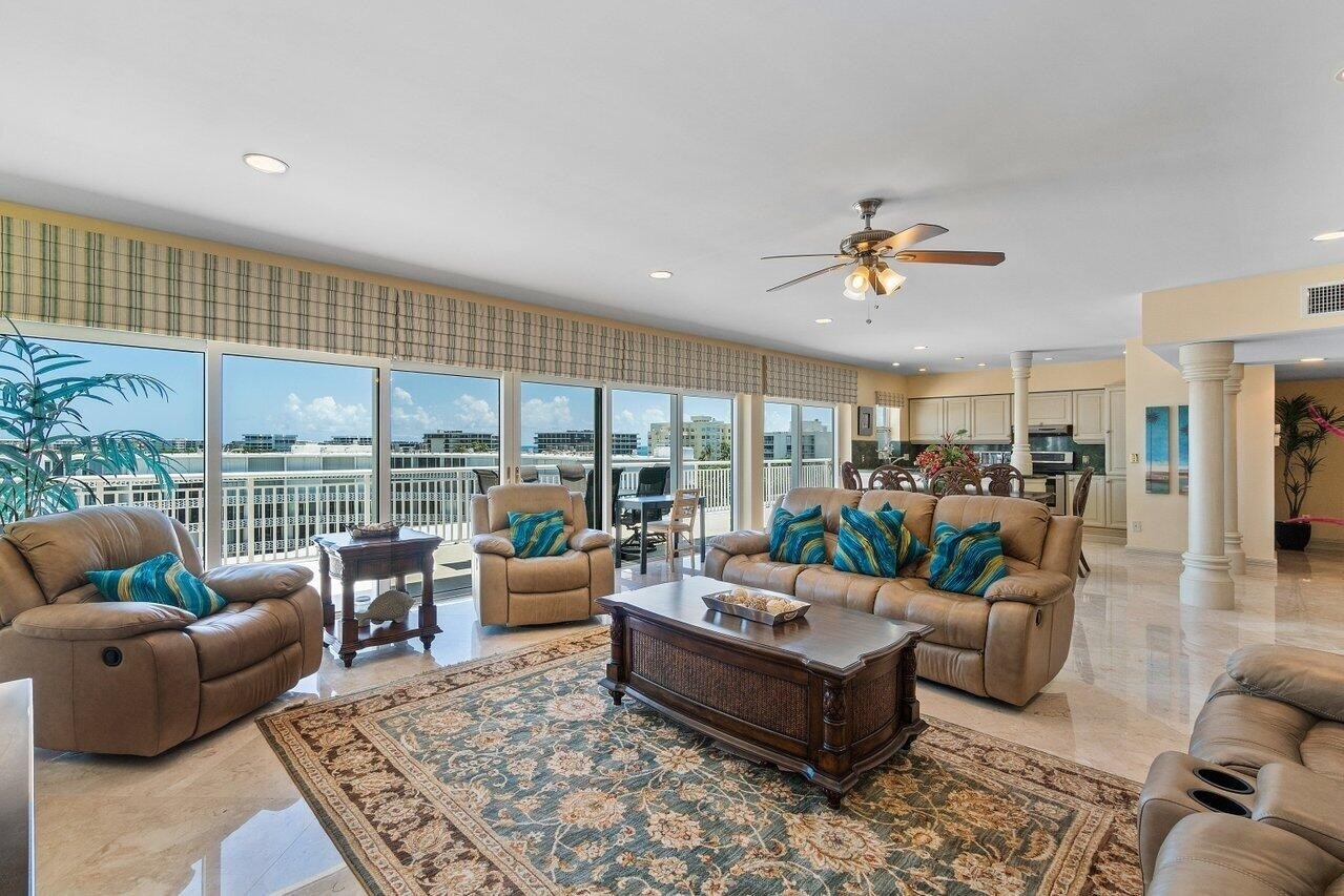 Condominium for Sale at 2773 S Ocean Boulevard, F Palm Beach, FL 33480