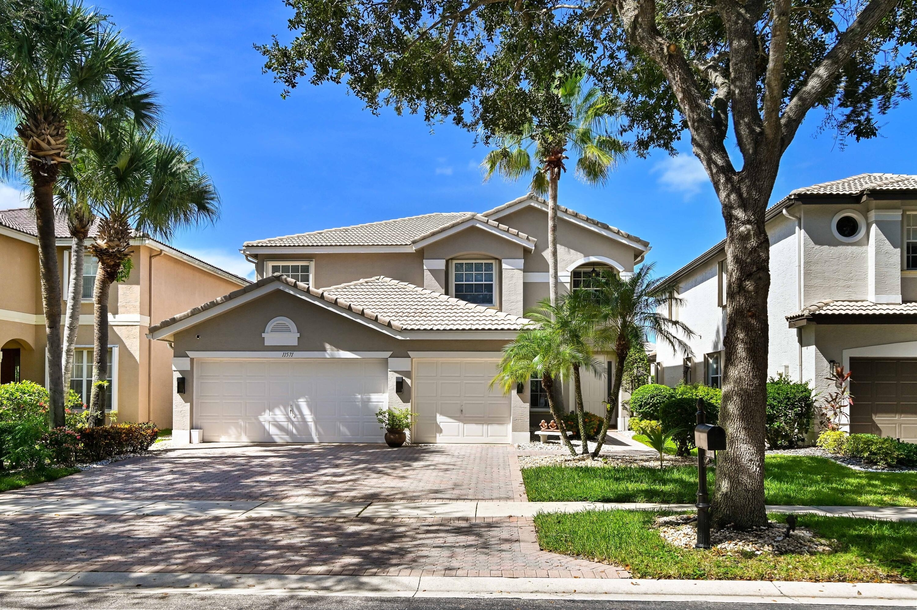 Single Family Home for Sale at Boca Raton, FL 33498