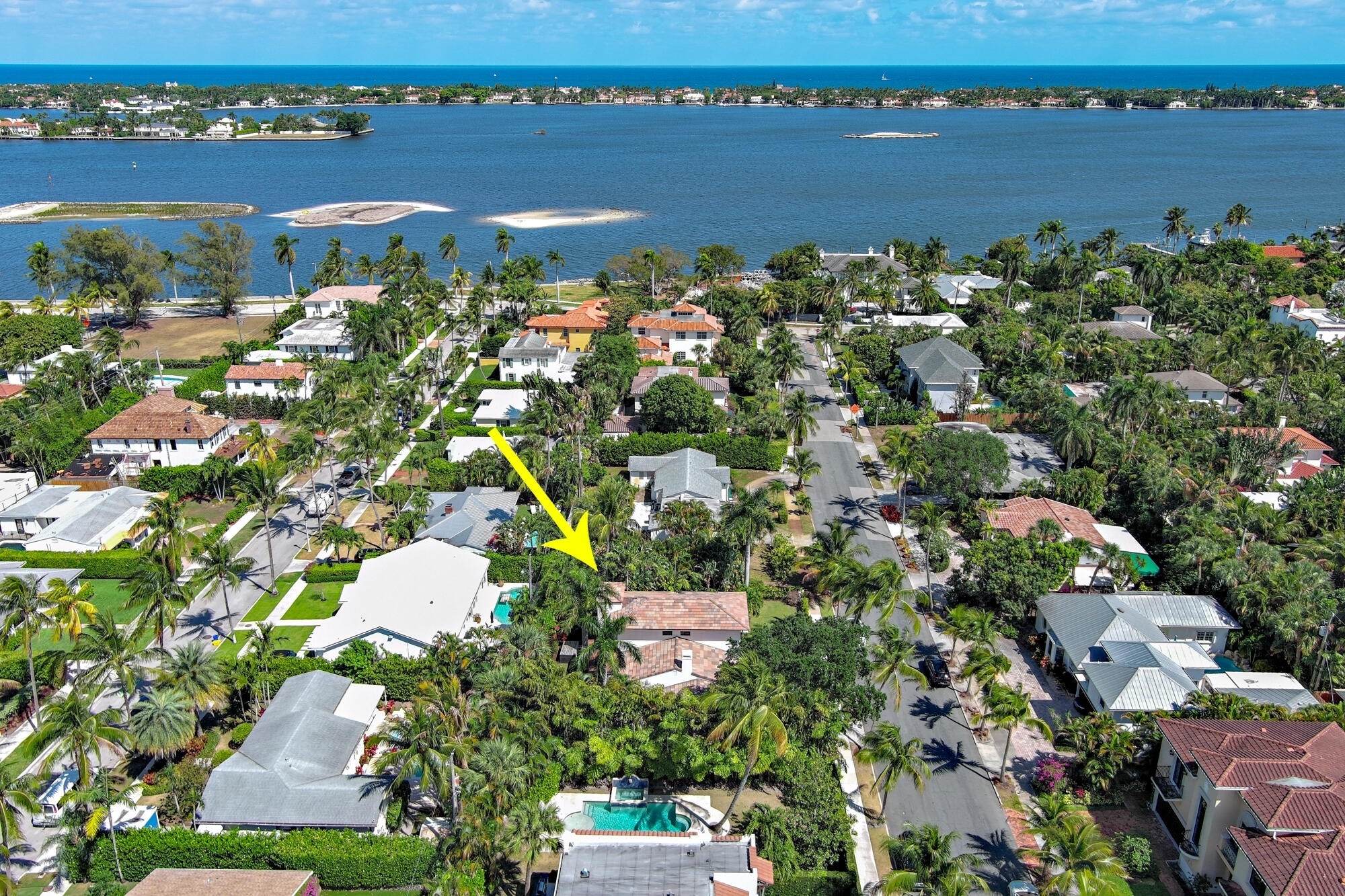 27. Single Family Homes for Sale at Southland Park, West Palm Beach, FL 33405