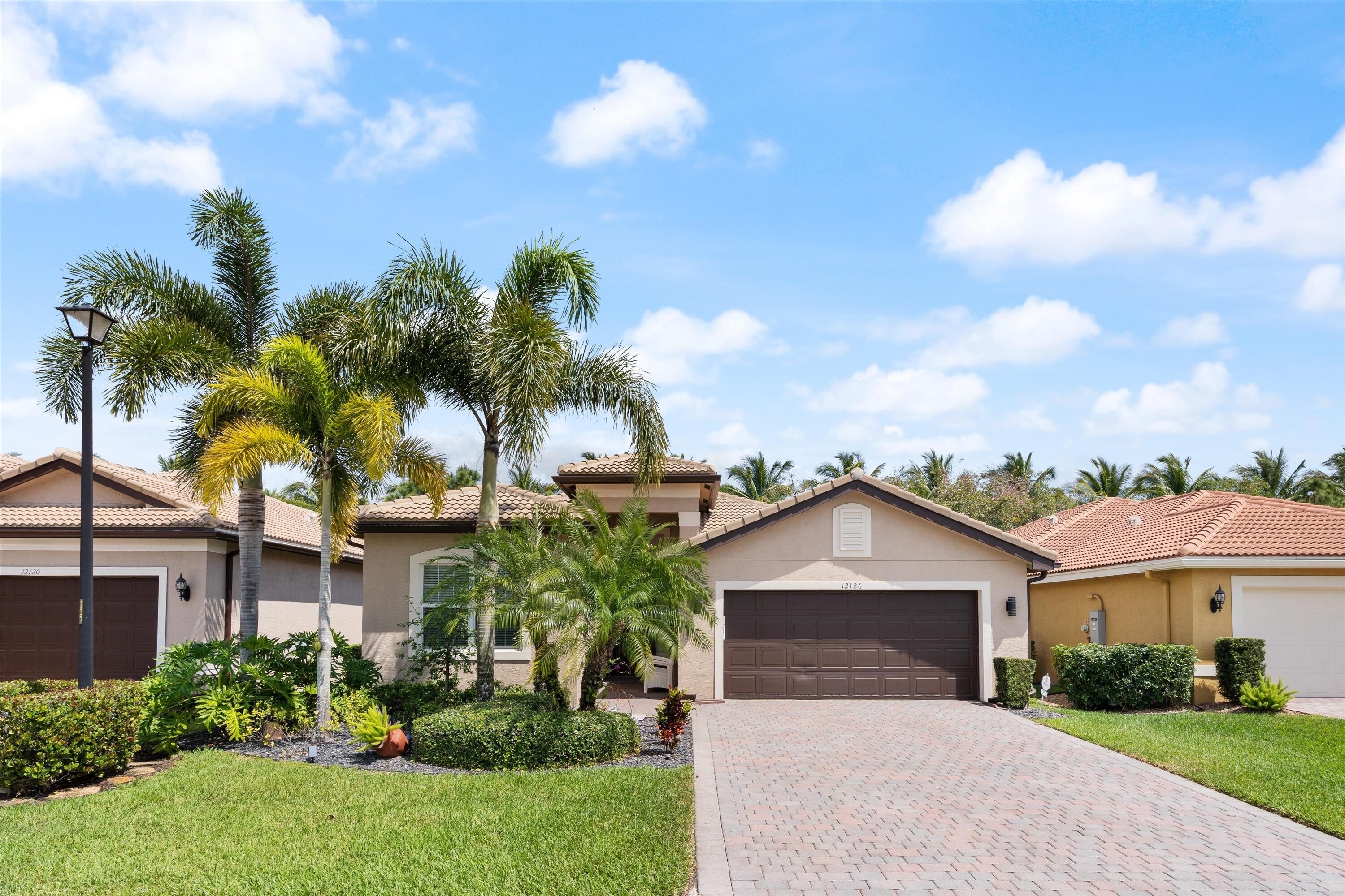 Single Family Home for Sale at Boynton Beach, FL 33473
