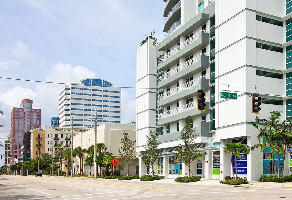 Condominium at 315 NE 3rd Avenue, 1602 Fort Lauderdale