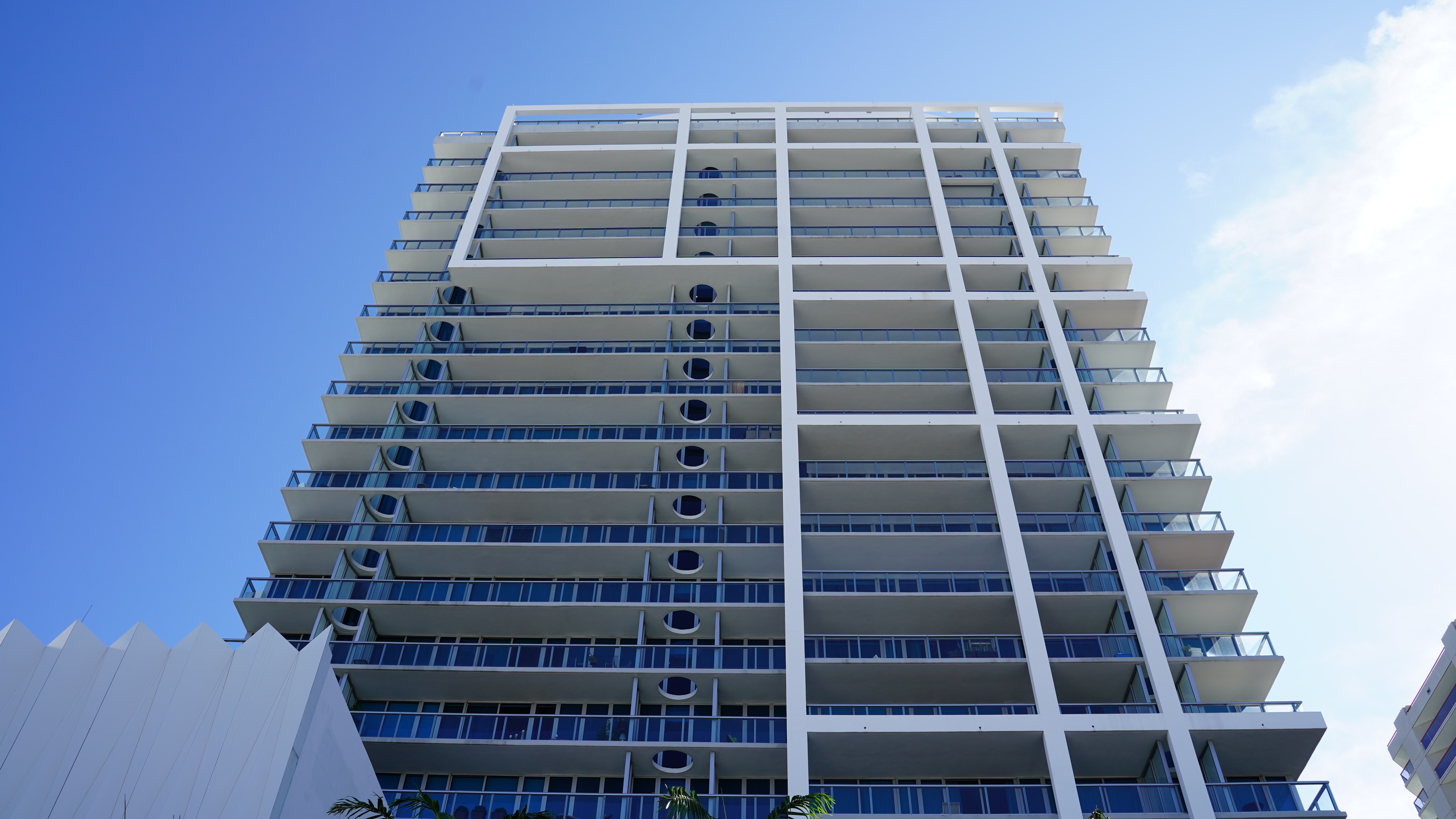 4. Carillon Miami Beach building at 6899 Collins Avenue, North Shore, Miami Beach, FL 33141