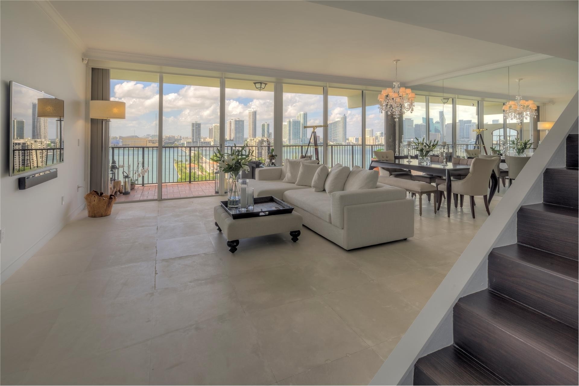 4. Condominiums at 1000 Venetian Way , 1408 Miami Beach