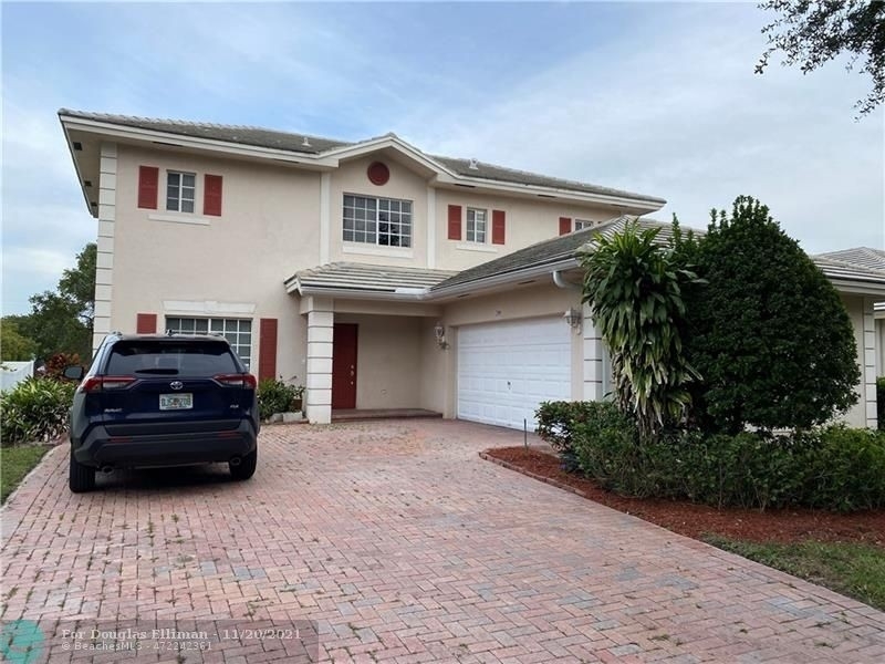 Single Family Home for Sale at Hunters Manor, Pompano Beach, FL 33069