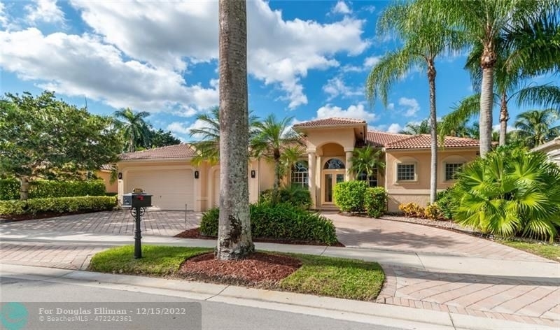 1. Single Family Homes for Sale at Weston Hills, Weston, FL 33327