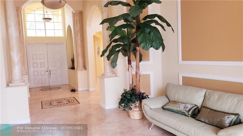 13. Single Family Homes for Sale at Delray Beach, FL 33446