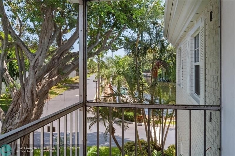 17. Condominiums for Sale at 6329 Bay Club Dr , 3 Bay Colony Club, Fort Lauderdale, FL 33308