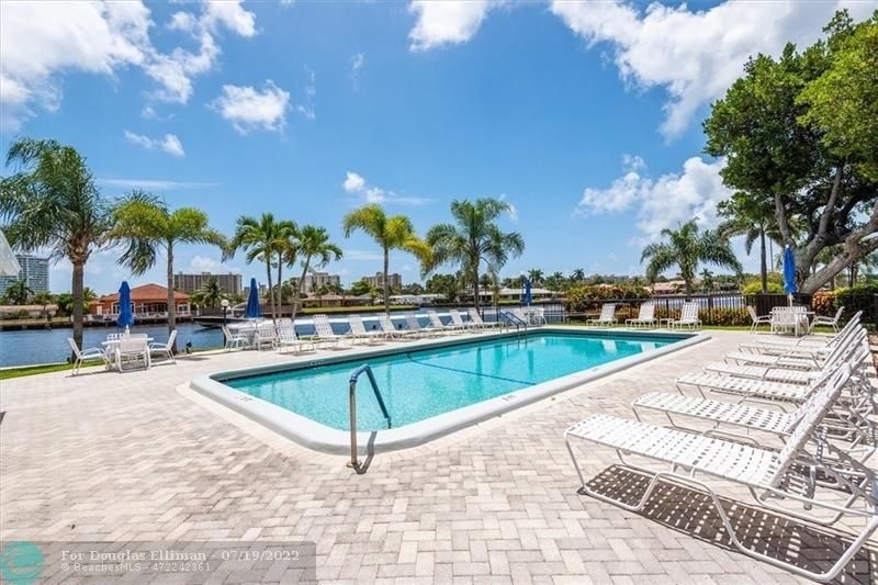 21. Condominiums for Sale at 6329 Bay Club Dr , 3 Bay Colony Club, Fort Lauderdale, FL 33308