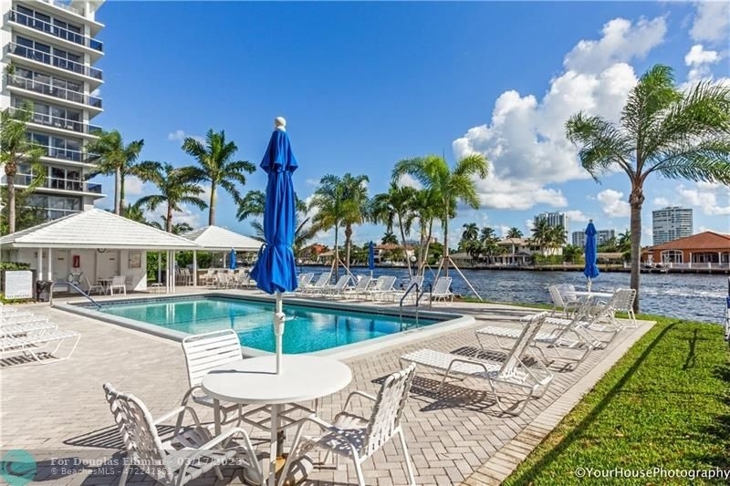 5. Condominiums for Sale at 6337 Bay Club Dr , 1 Bay Colony Club, Fort Lauderdale, FL 33308