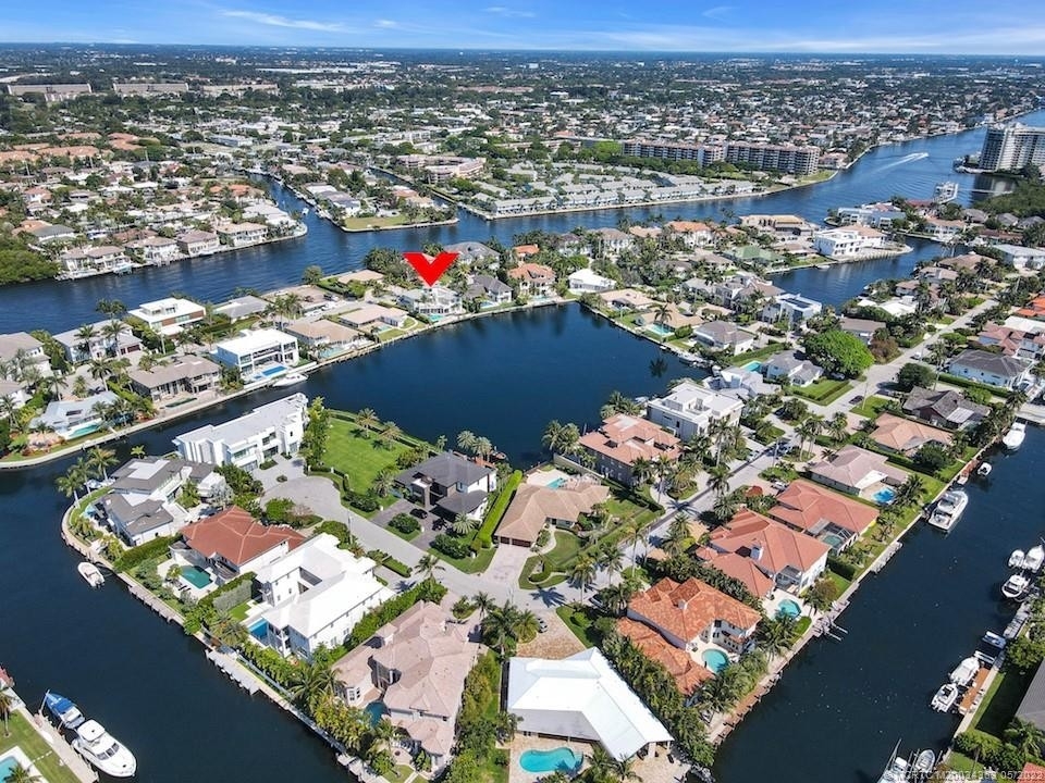 9. Single Family Homes for Sale at Highland Beach, FL 33487