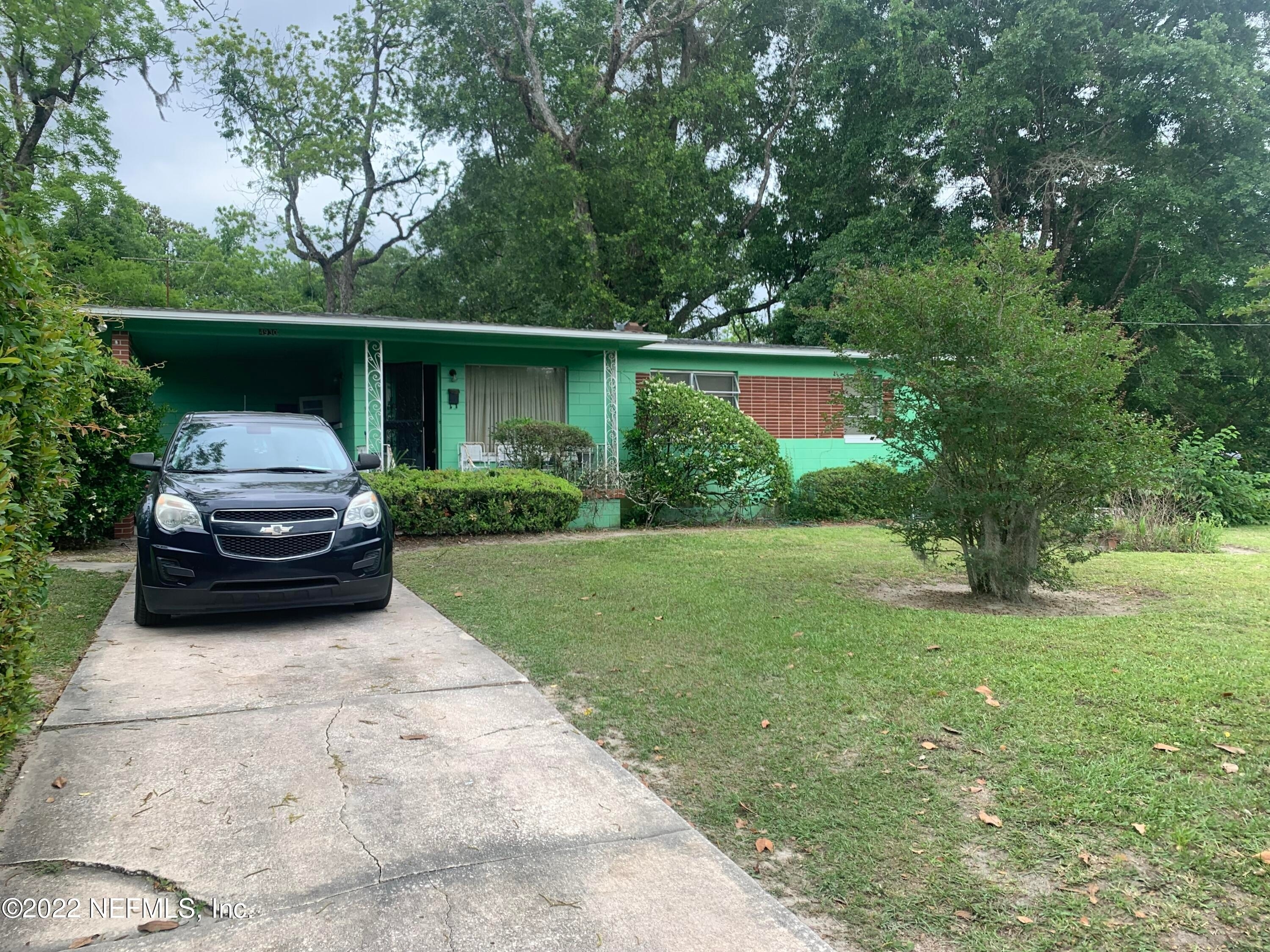 1. Single Family Homes for Sale at Carver Manor, Jacksonville, FL 32209