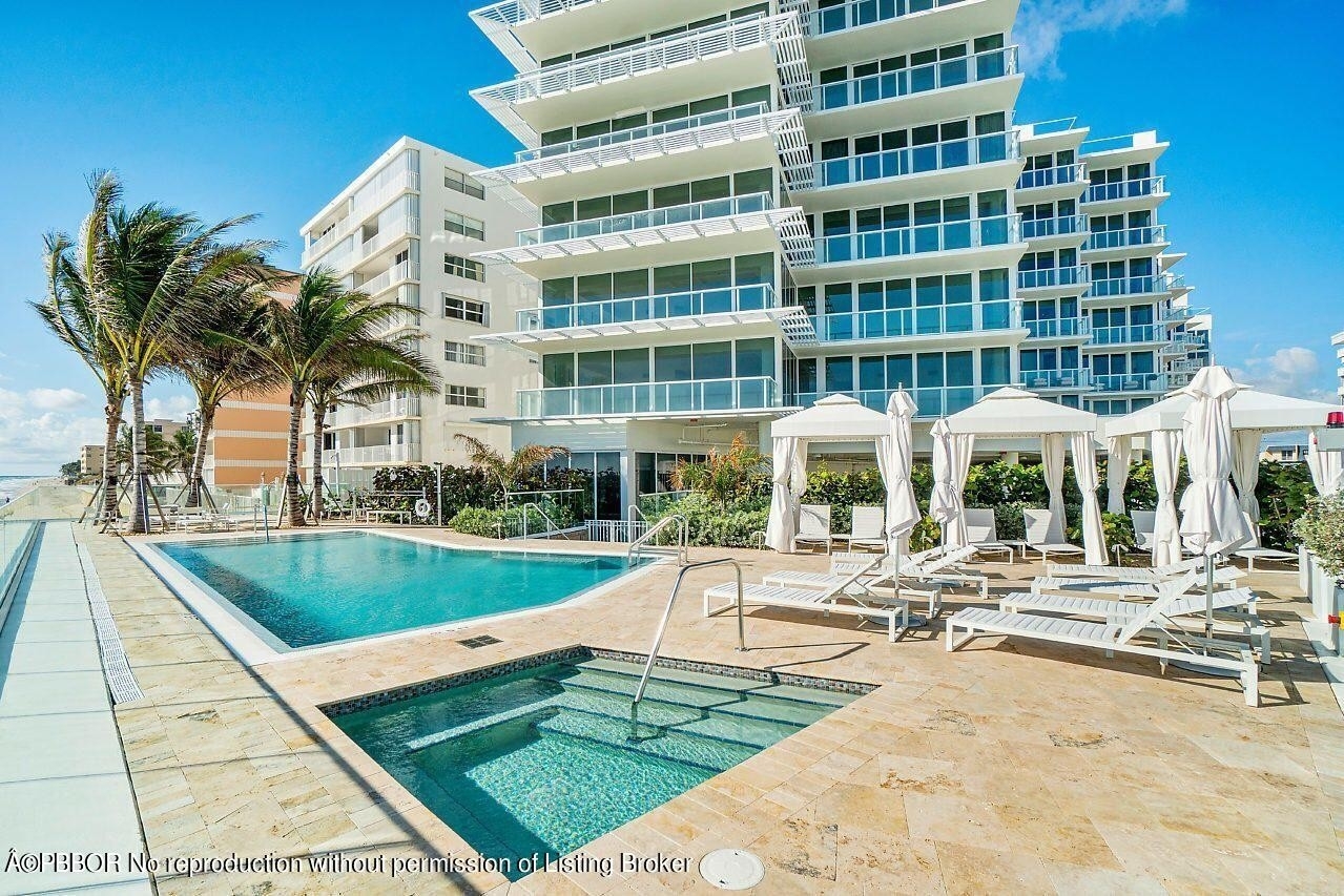 15. Condominiums for Sale at 3550 S Ocean Boulevard, 5 B South Palm Beach, Palm Beach, FL 33480