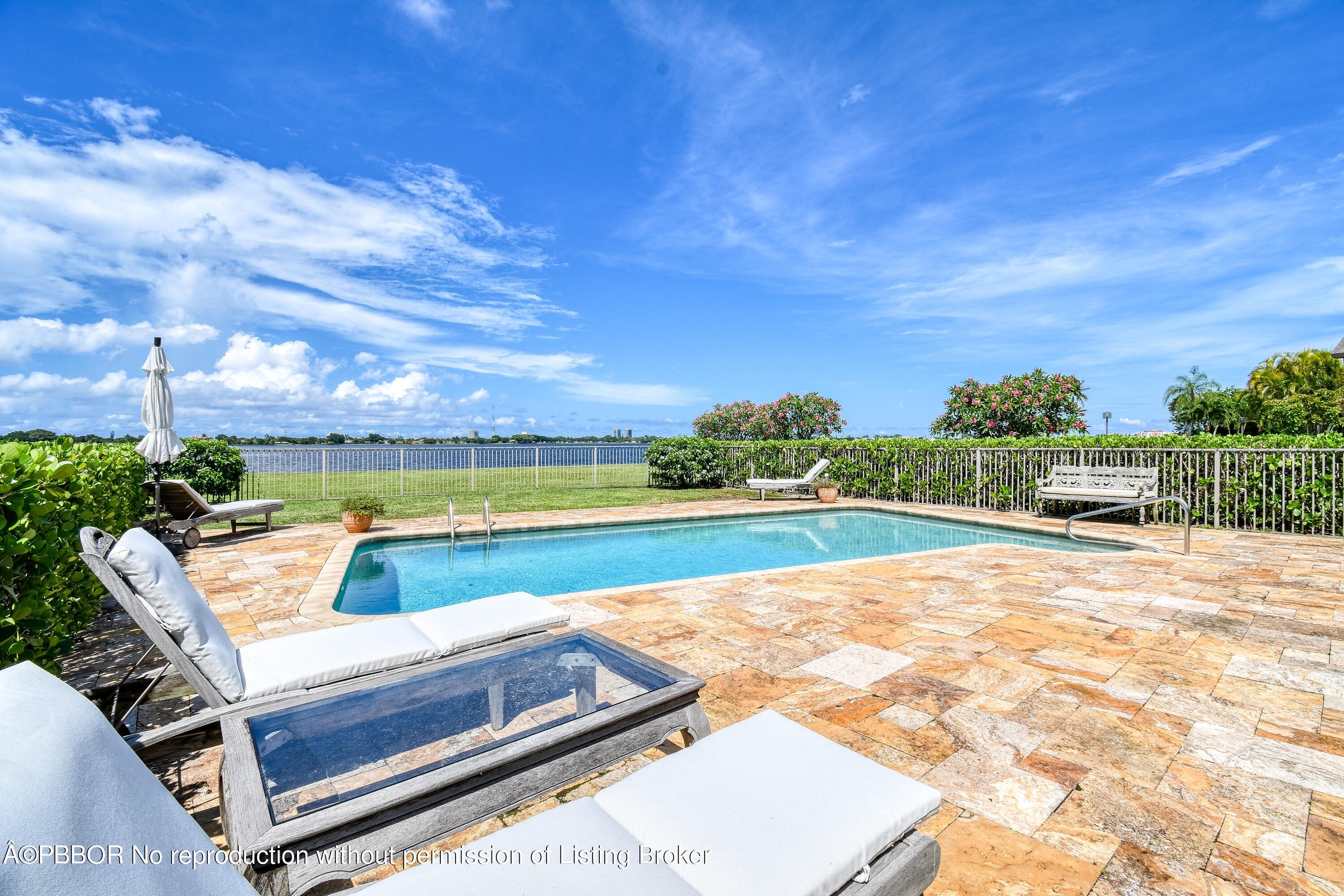 29. Single Family Homes for Sale at Northend, West Palm Beach, FL 33401
