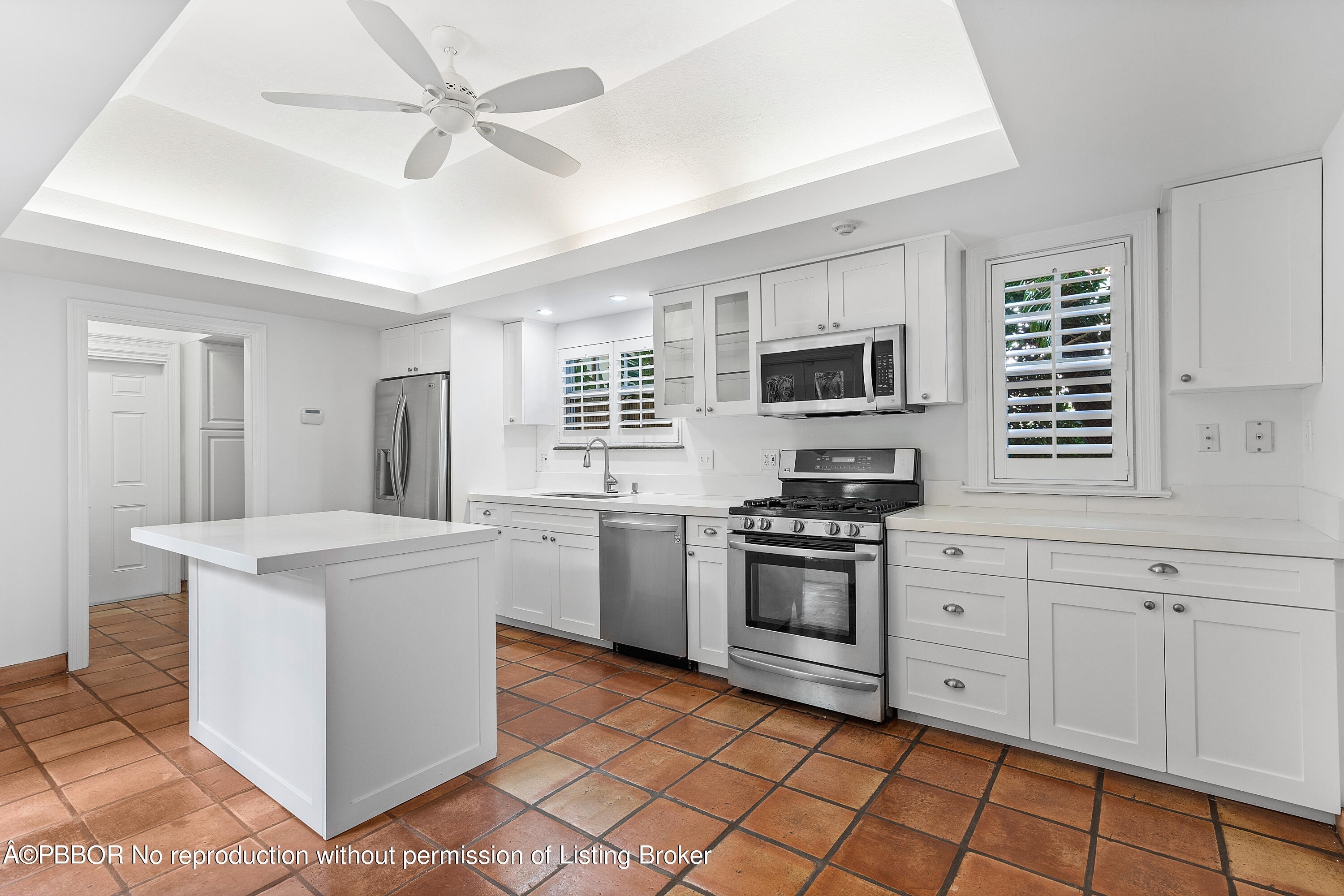 21. Single Family Homes for Sale at Historic Southland Park, West Palm Beach, FL 33405