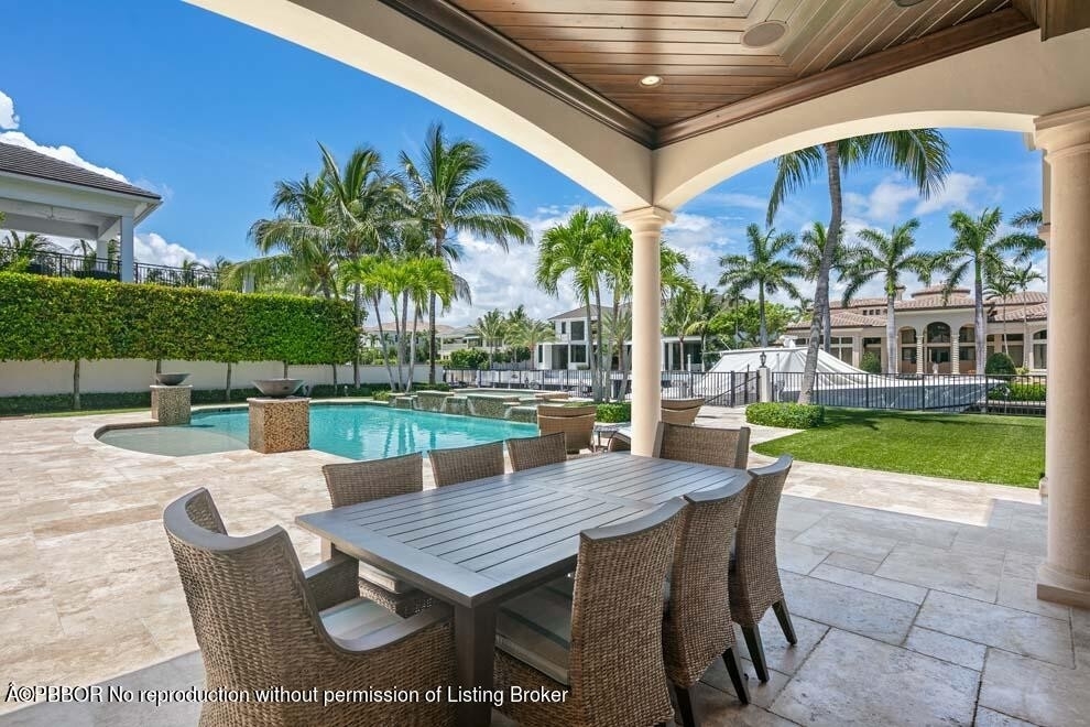 36. Single Family Homes for Sale at Royal Palm Yacht and Country Club, Boca Raton, FL 33432