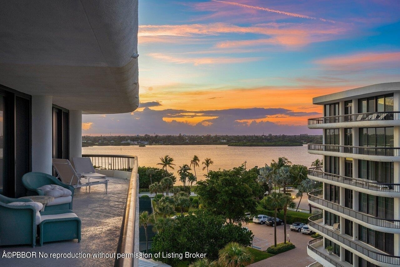 3. Condominiums for Sale at 2660 S Ocean Boulevard, 602S Palm Beach, FL 33480