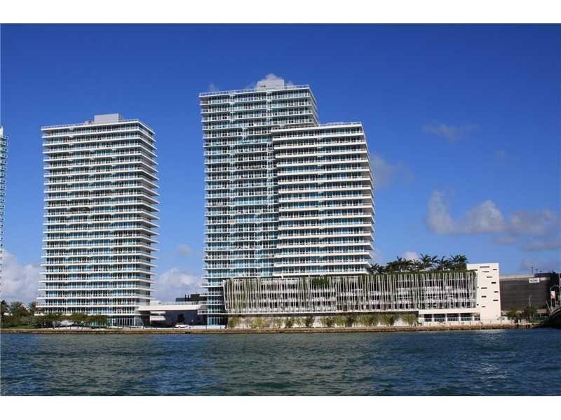 Condominium at 520 WEST AV , 1402 Miami Beach