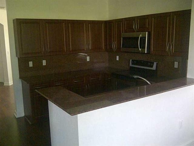 Single Family Home at Address Not Available Doral