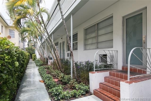 11. Condominiums at 1606 Jefferson Ave , 4 Miami Beach