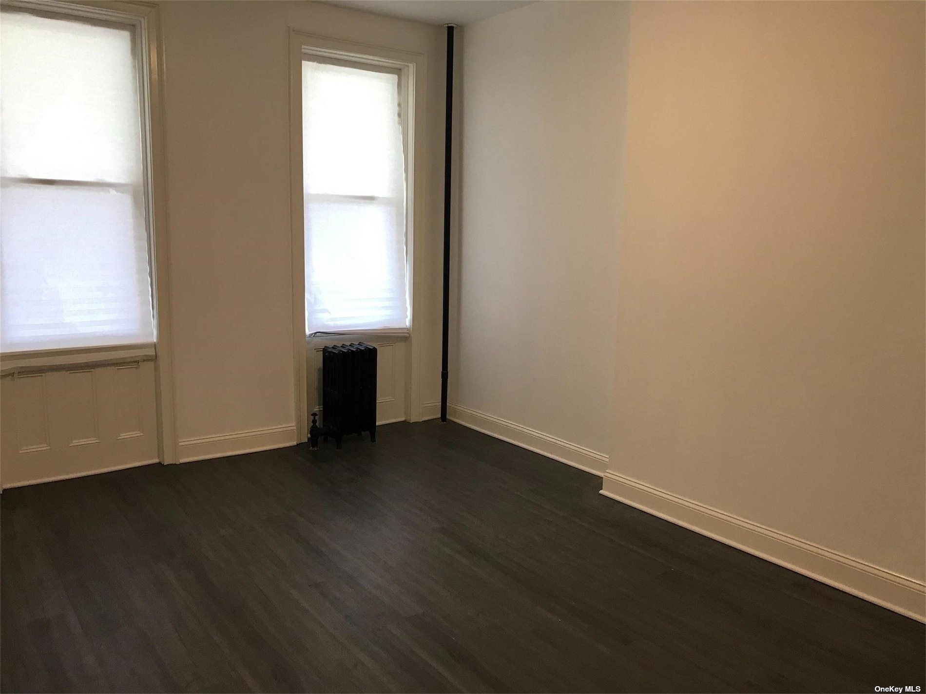 6. Multi Family Townhouse for Sale at Woodhaven, Queens, NY 11421