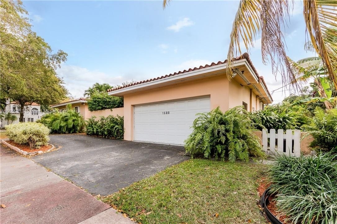 29. Single Family Homes at Address Not Available Coral Gables