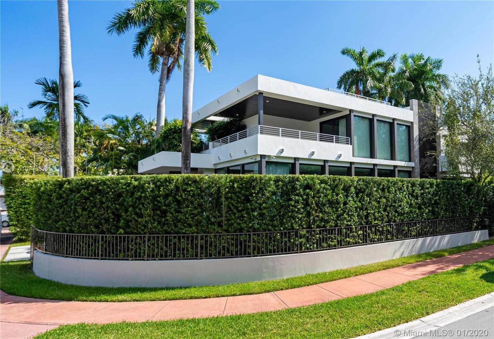 Single Family Home at Miami Beach