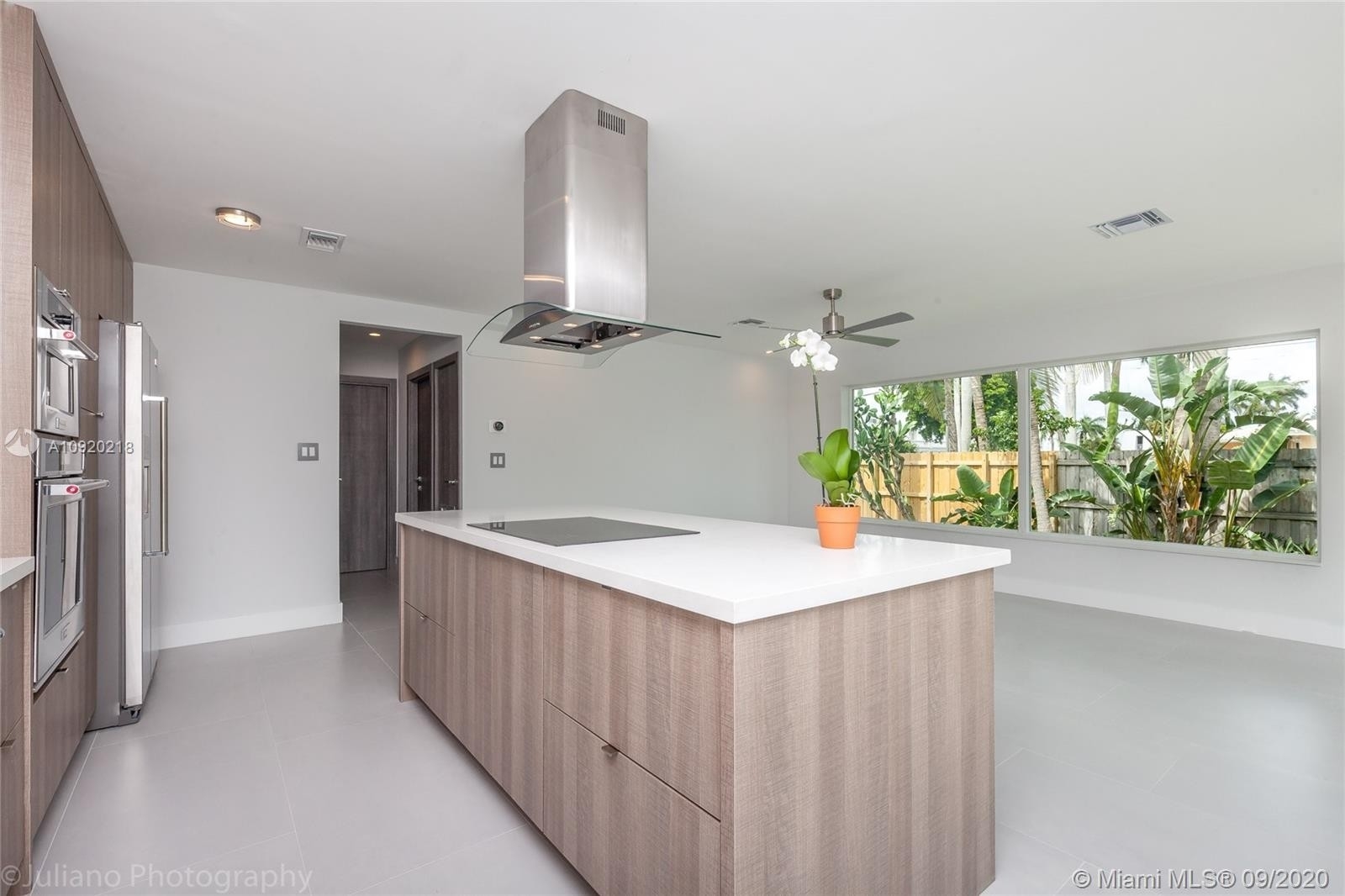 33. Rentals at 2706 NE 32nd Ave, 1 Fort Lauderdale