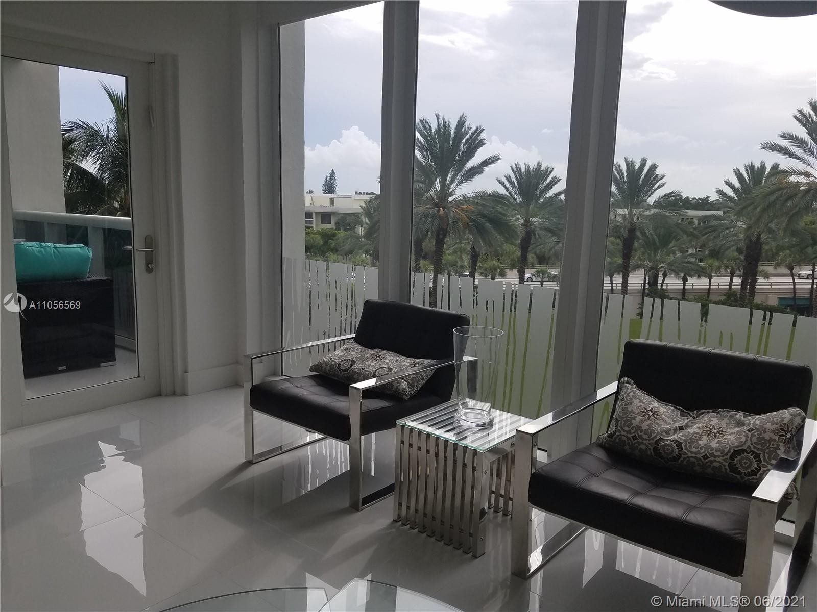 Property 在 10275 Collins Ave , 326 Bal Harbour