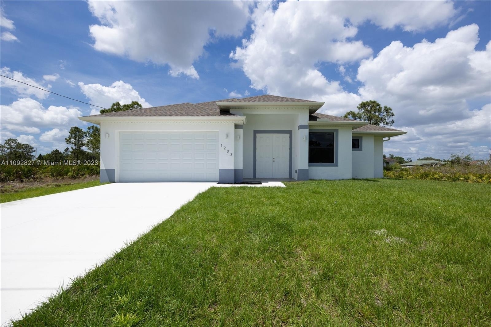 Single Family Home for Sale at Lehigh Park, Lehigh Acres, FL 33971