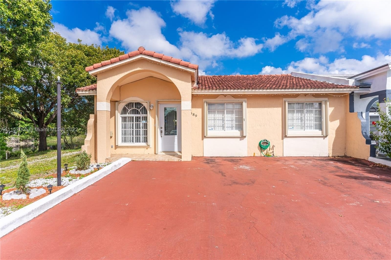 Single Family Townhouse at 7689 NW 180th Ter, 7689 Hialeah