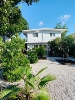 40. Single Family Homes для того Продажа на Anglers Park Shores, Key Largo, FL 33037
