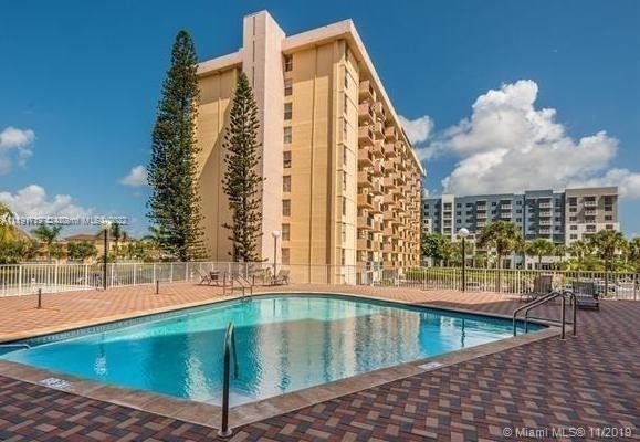 1. Condominiums for Sale at 2025 NE 164th St , 1002 Fulford, North Miami Beach, FL 33162