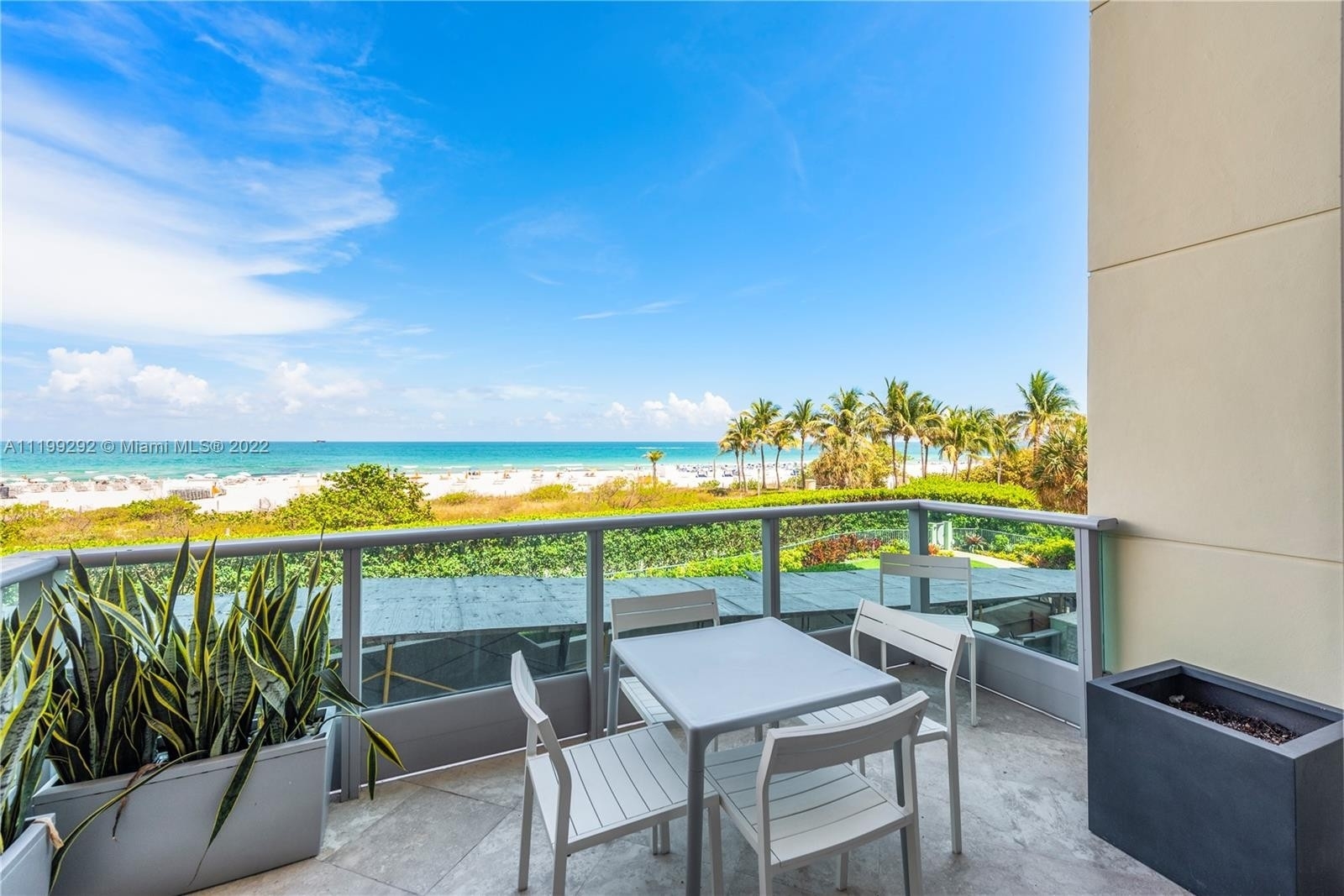 17. Condominiums for Sale at 1455 Ocean Dr, BH-03 Miami Beach City Center, Miami Beach, FL 33139