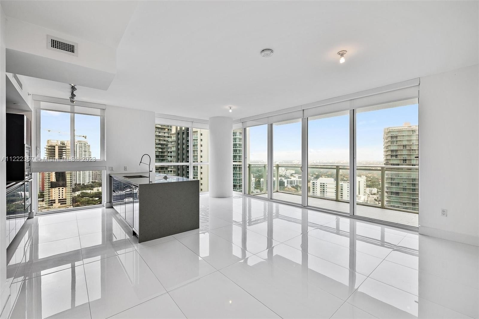 Condominium for Sale at 1080 Brickell Ave , 3101 Miami Financial District, Miami, FL 33131