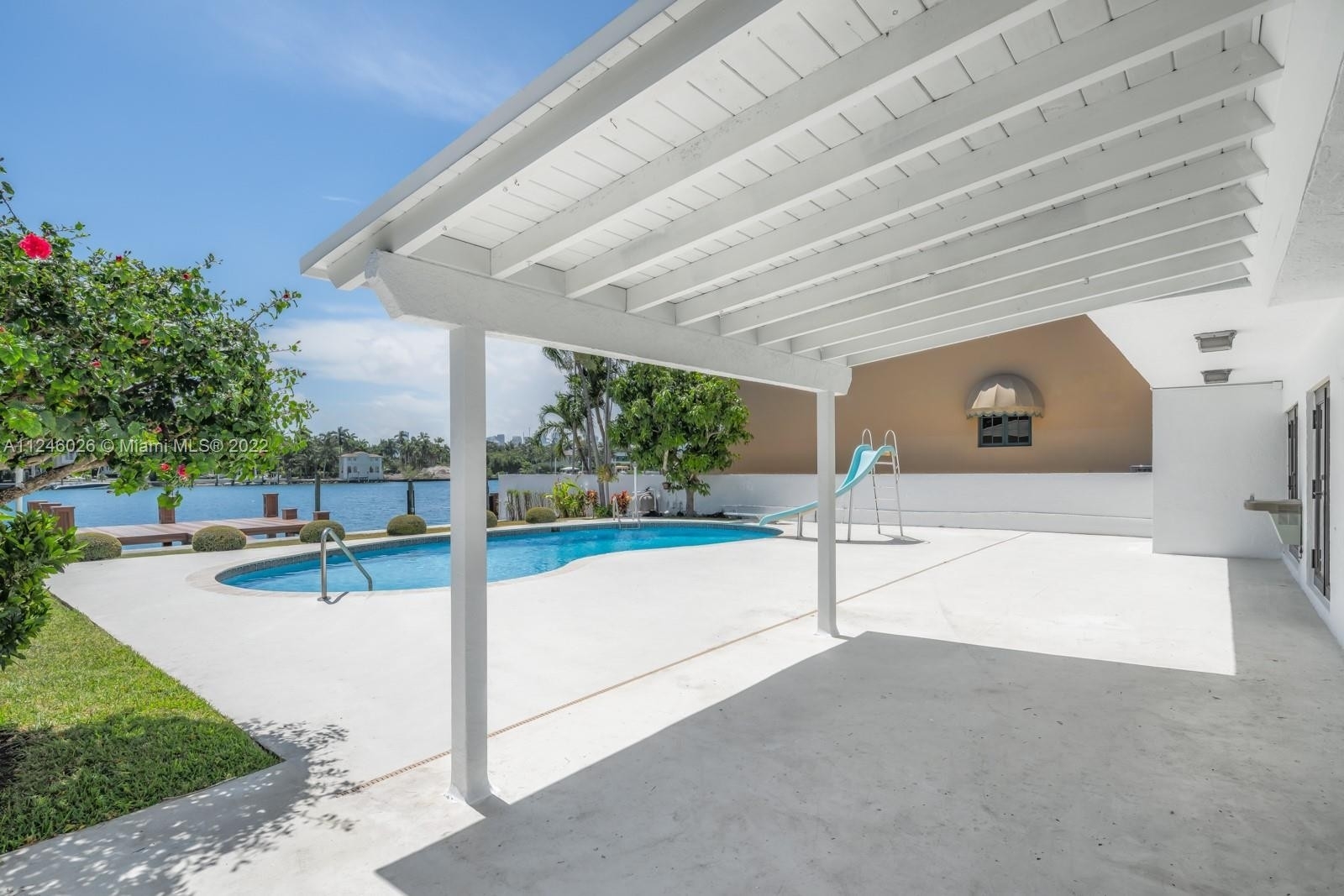 7. Single Family Homes for Sale at Hibiscus Island, Miami Beach, FL 33139