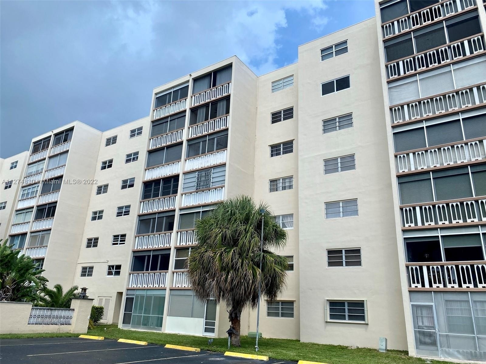 Condominium for Sale at 1001 NE 14th Ave , 503 Atlantic Shores, Hallandale Beach, FL 33009