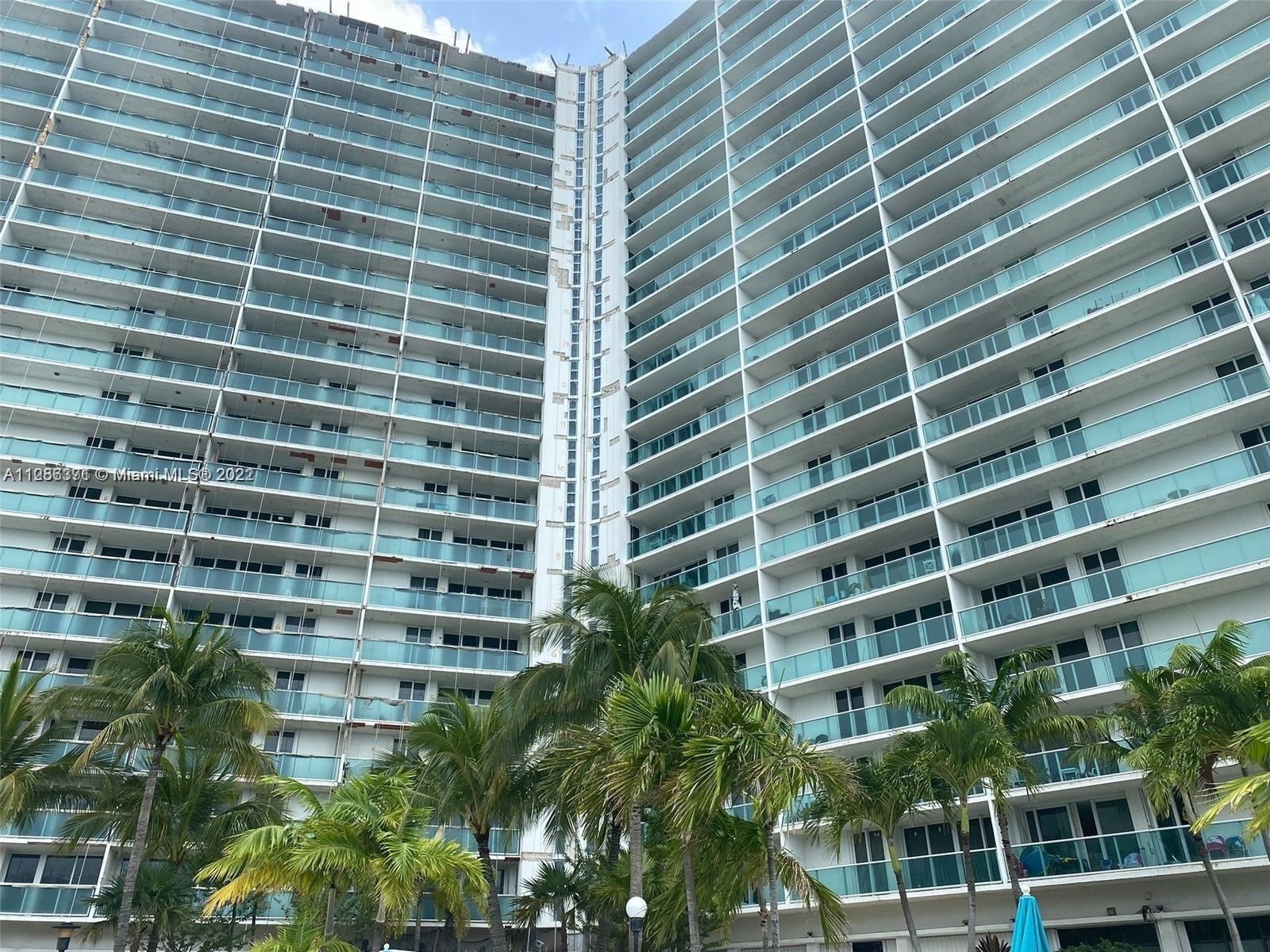 Property at 100 Bayview Dr , 1101 Sunny Isles Beach, FL 33160