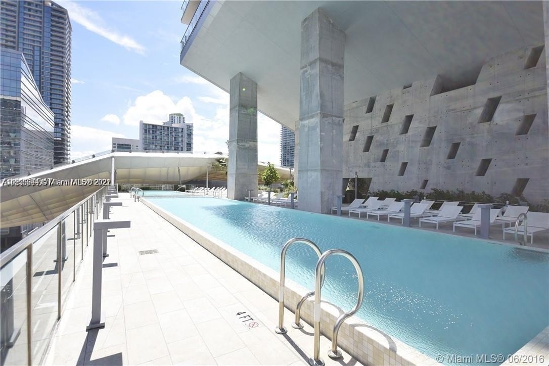 25. Condominiums at 68 SE 6th St , 2408 Miami Financial District, Miami