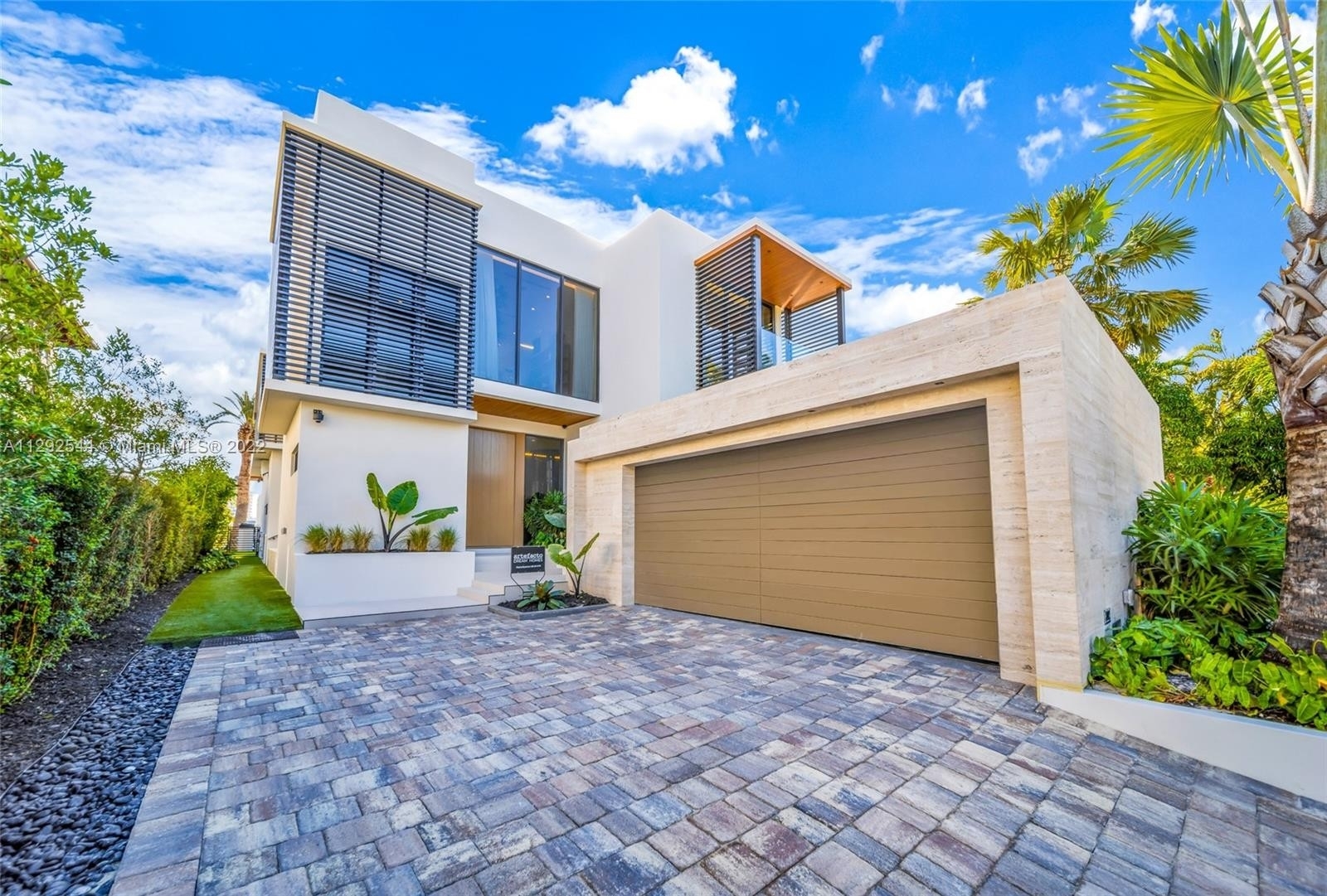 2. Single Family Homes for Sale at Palm Island, Miami Beach, FL 33139