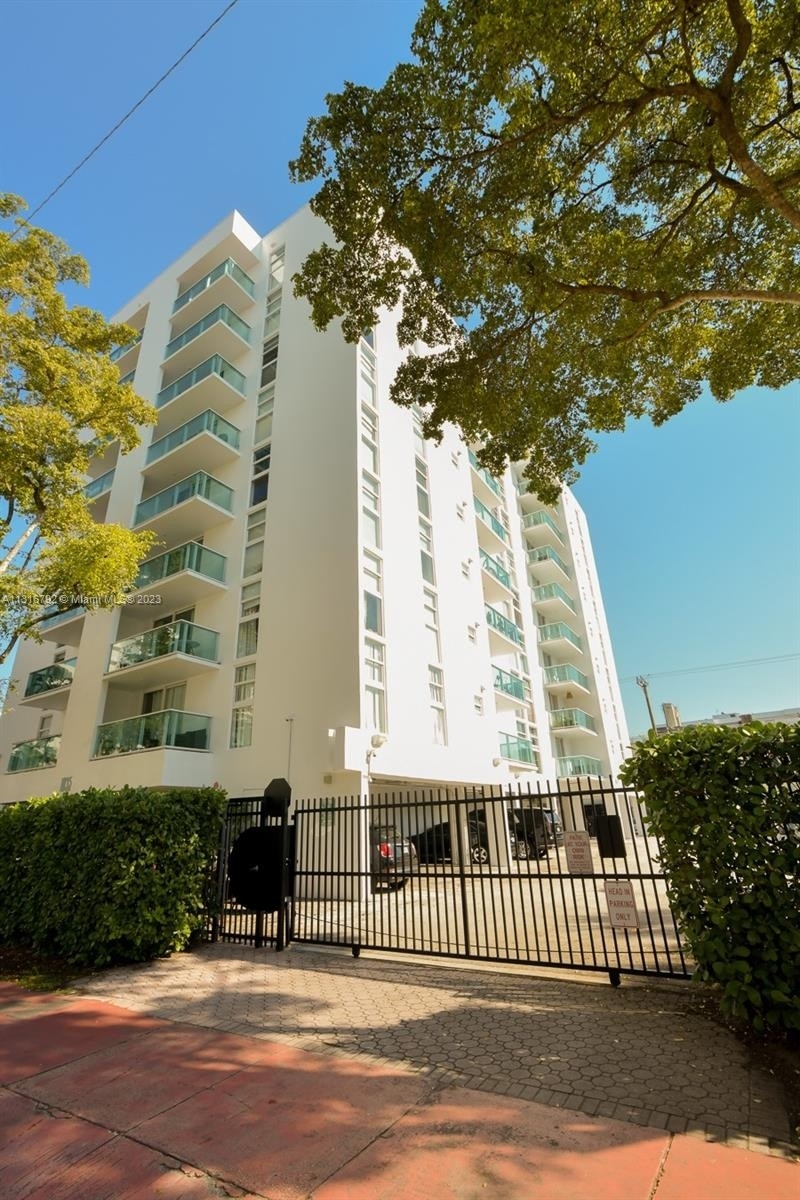 Condominium for Sale at 1035 West Ave, 701 South Beach, Miami Beach, FL 33139