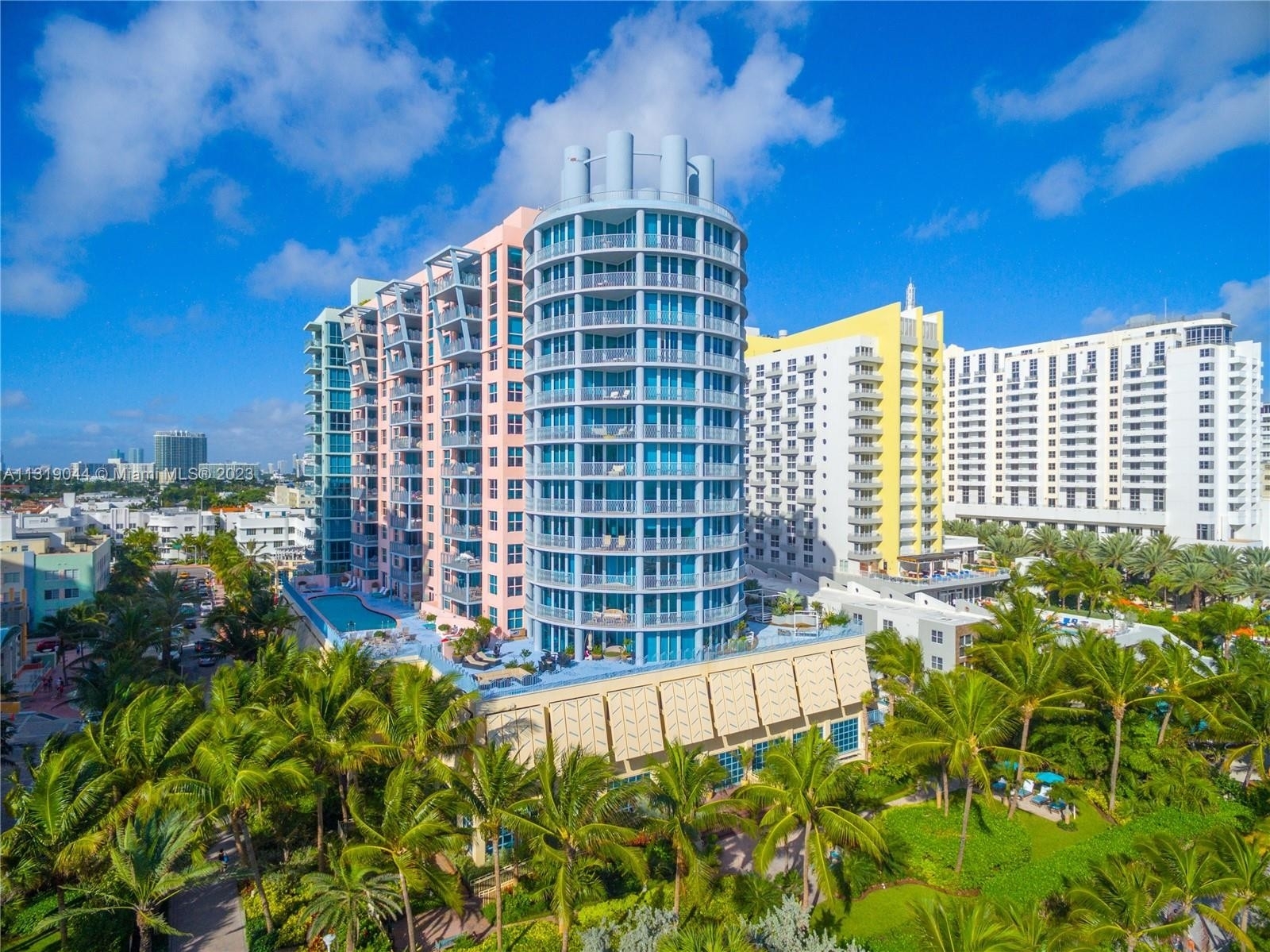 26. Condominiums for Sale at 1500 Ocean Dr, 1003 Miami Beach City Center, Miami Beach, FL 33139