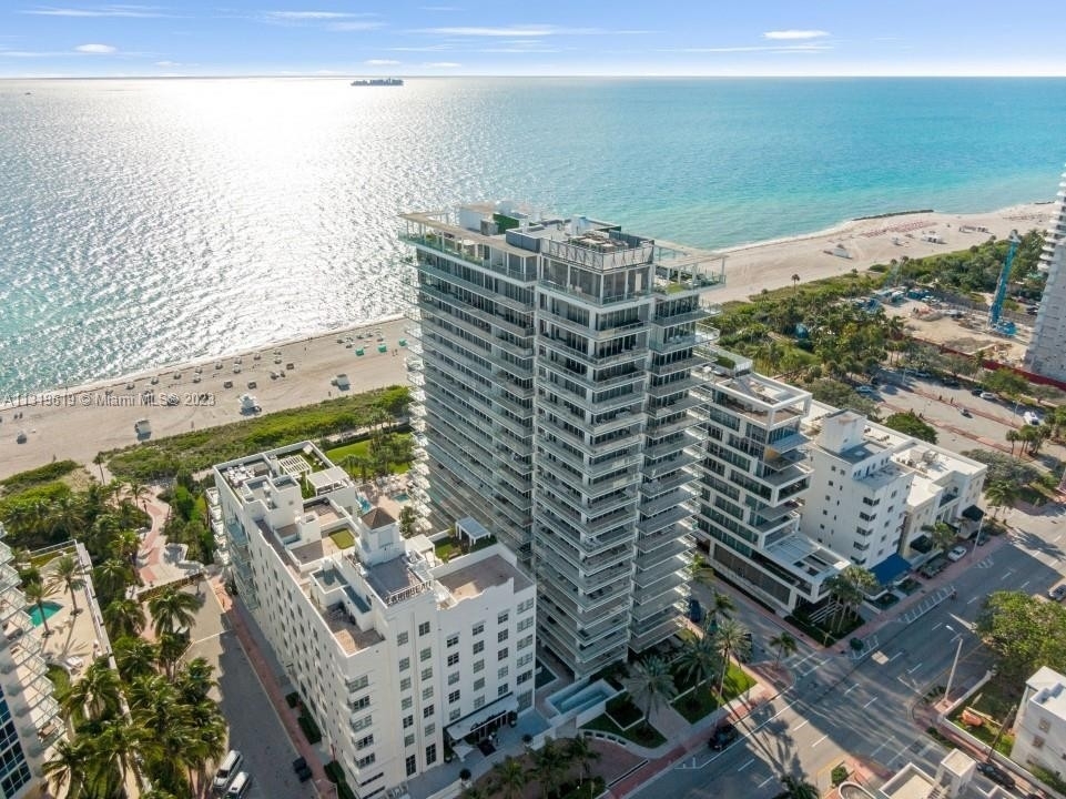 8. Condominiums for Sale at 3737 Collins Ave, S-1401 Ocean Front, Miami Beach, FL 33140