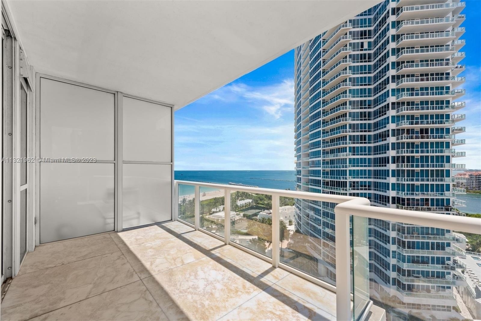 27. Condominiums for Sale at 50 S Pointe Dr, 1604/05 South Point, Miami Beach, FL 33139