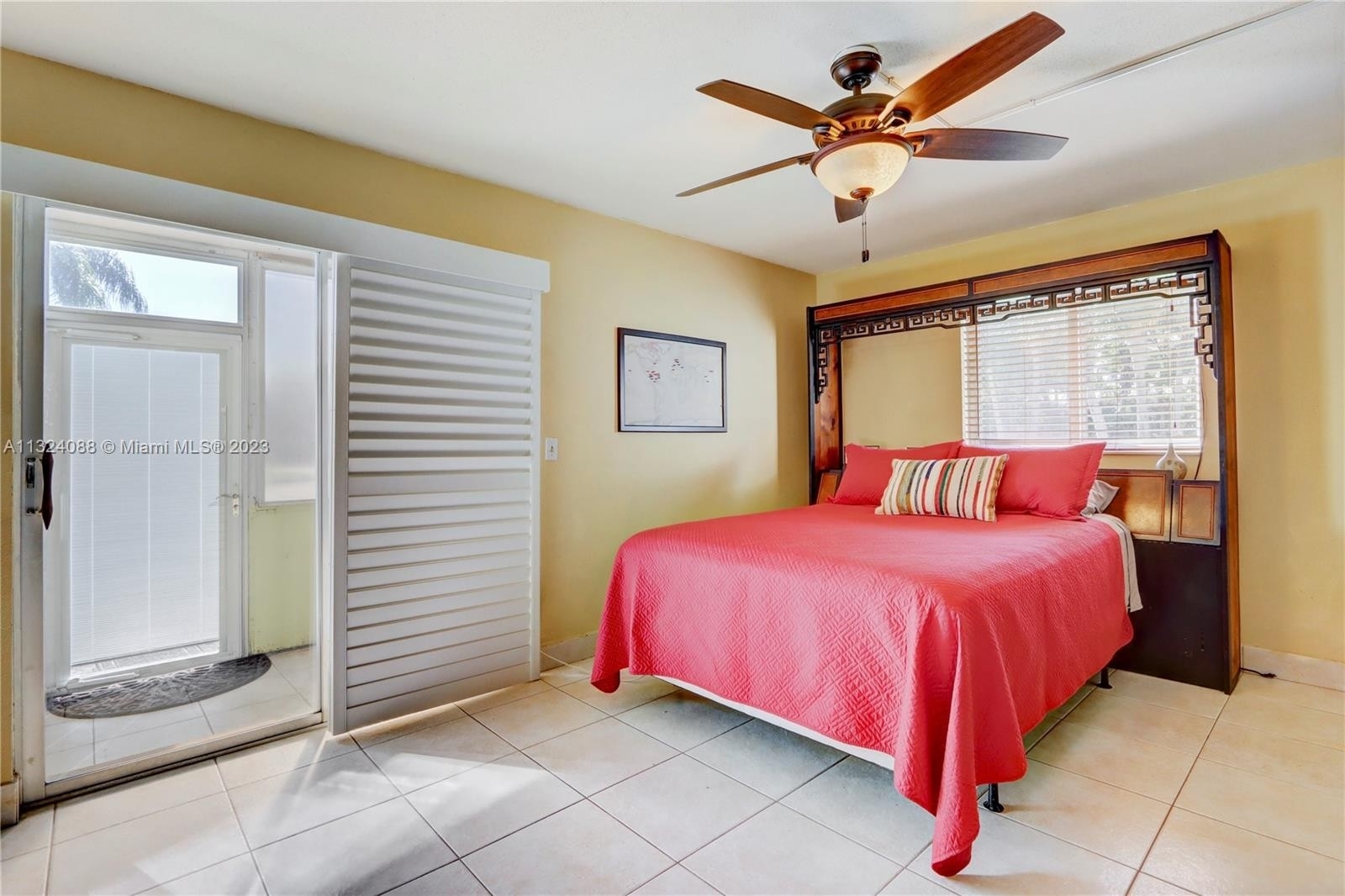 15. Condominiums for Sale at 694 Brittany O , 694 Kings Point, Delray Beach, FL 33446