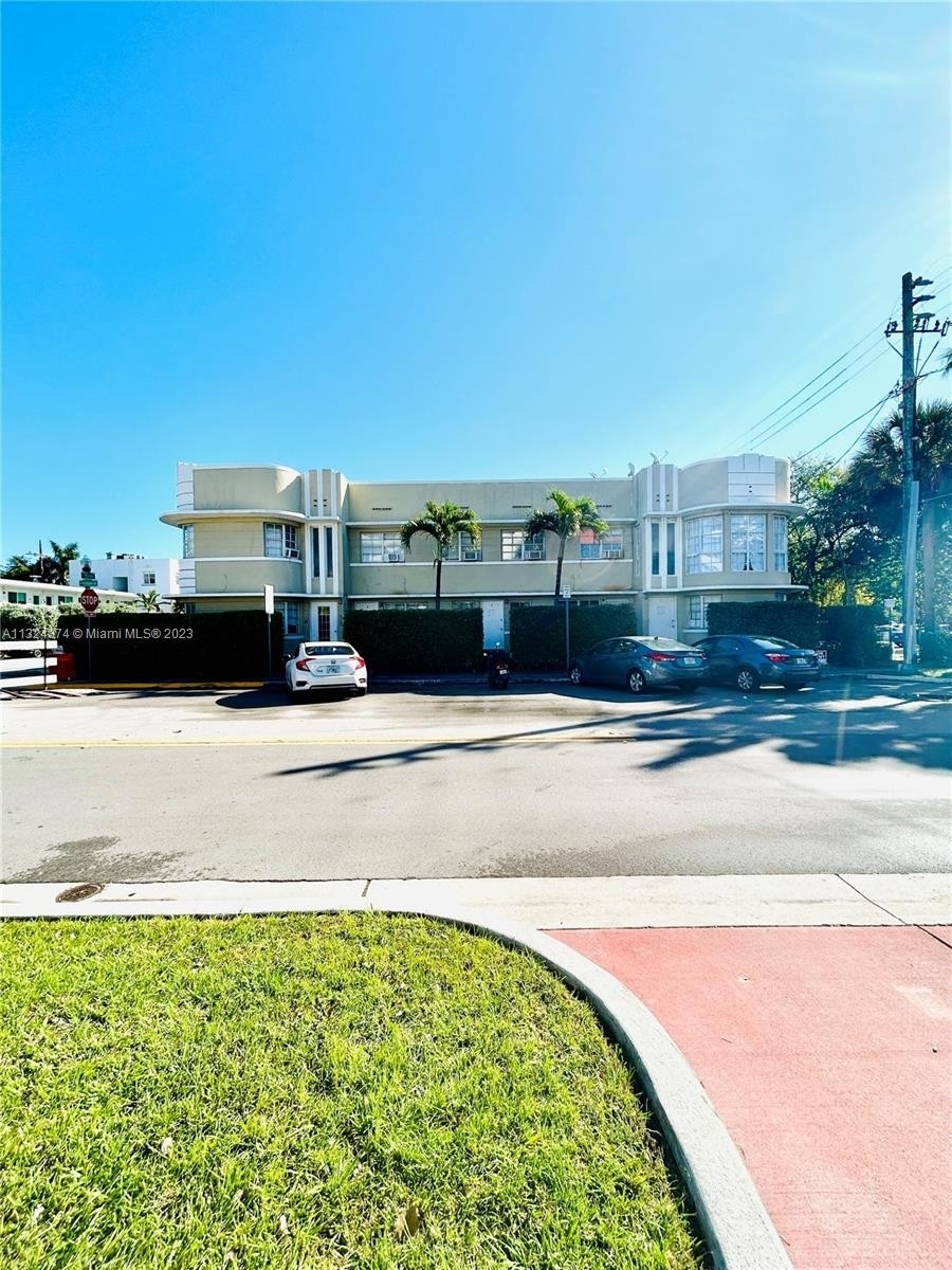 Property at 1455 Michigan Ave , 12 South Beach, Miami Beach, FL 33139
