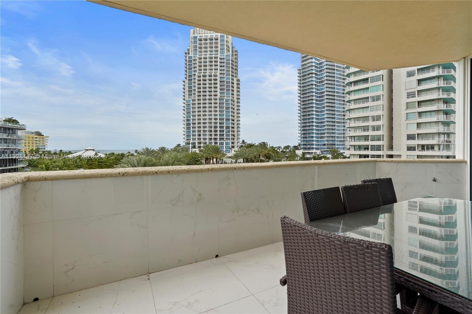 27. Condominiums for Sale at 300 S Pointe Dr, 605 South Point, Miami Beach, FL 33139