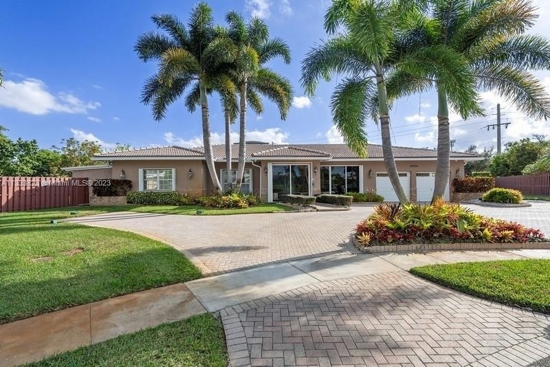 Single Family Home for Sale at Bonaventure, Weston, FL 33326