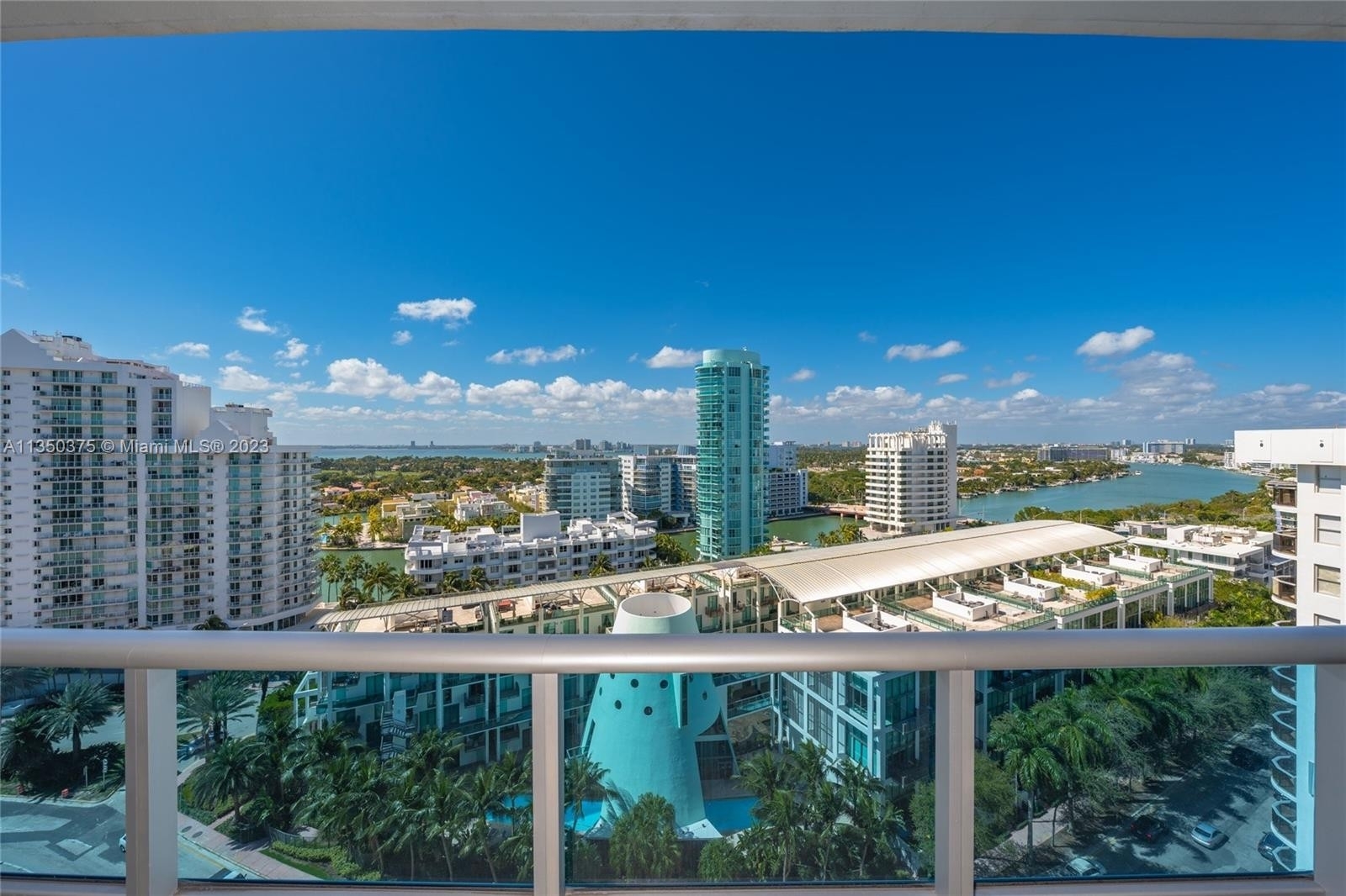 30. Condominiums for Sale at 5959 Collins Ave, 1606 Ocean Front, Miami Beach, FL 33140