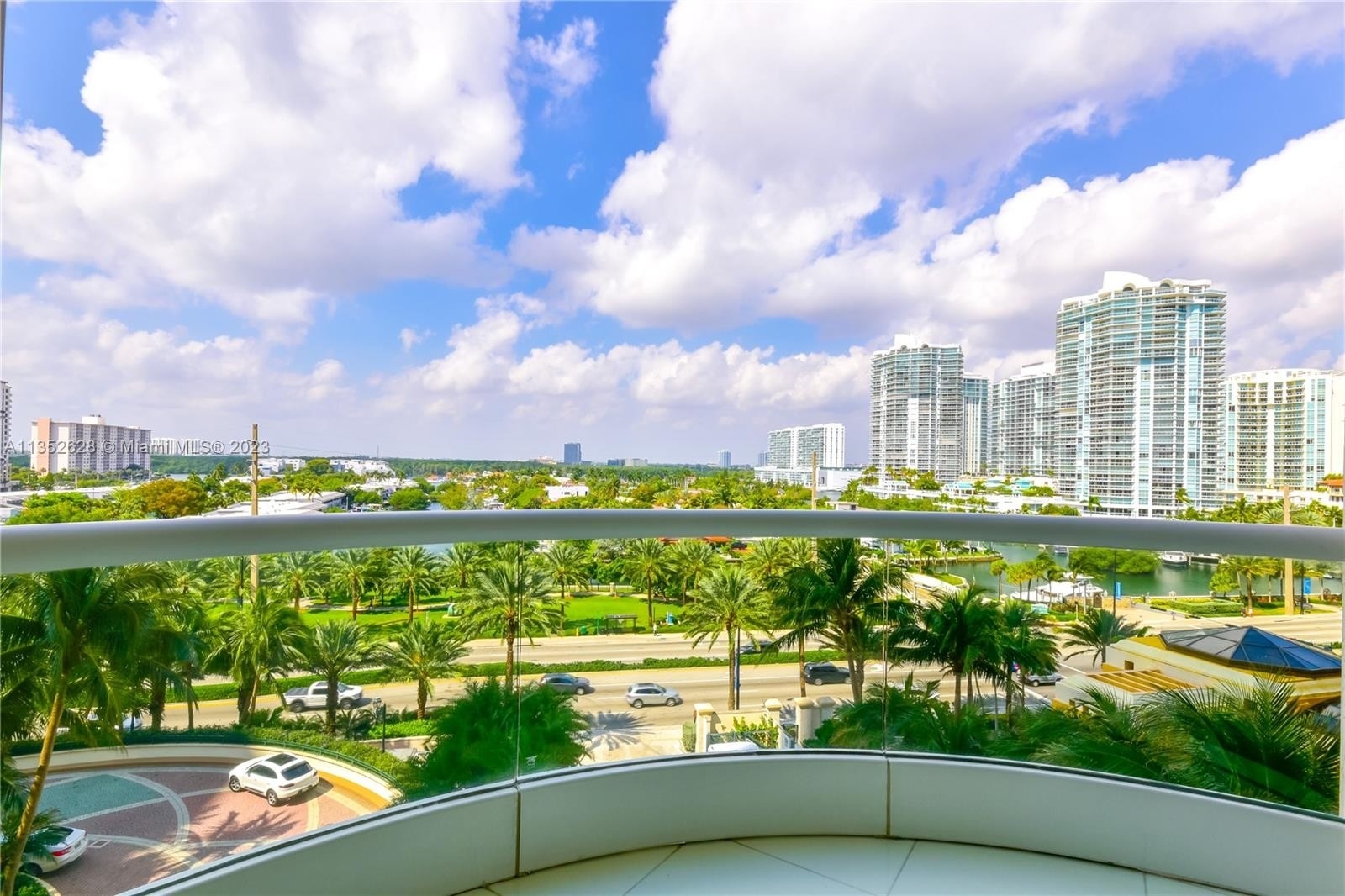 19. Condominiums for Sale at 16051 Collins Ave, 704 Sunny Isles Beach, FL 33160