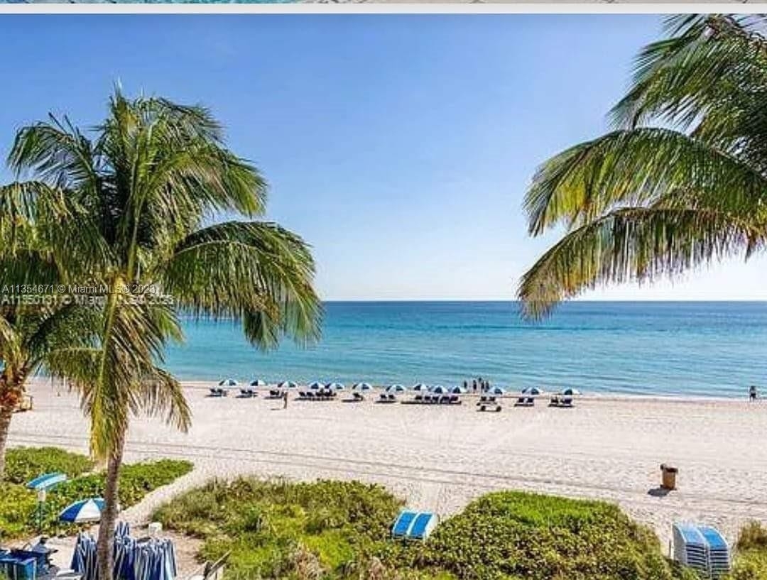 34. Condominiums for Sale at 18911 Collins, 507 North Biscayne Beach, Sunny Isles Beach, FL 33160